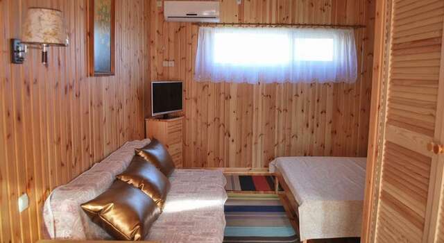 Гостевой дом Chalet Kiparis Орджоникидзе-11